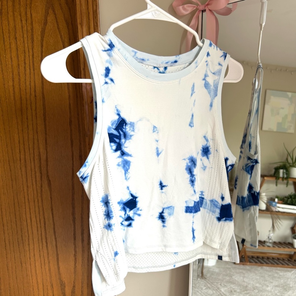 Lululemon Athletica White and Blue Asymmetrical Muscle Tee